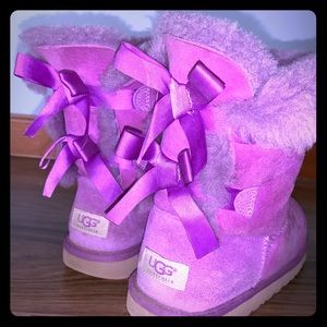 Size 6 UGG Bailey Bow Purple boots